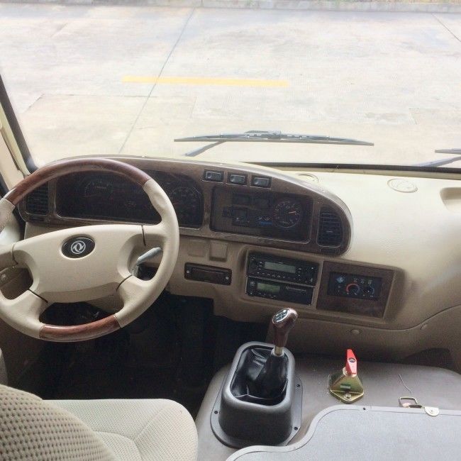 Autobús Coaster de transporte diésel de 7m y 25 asientos con emisión Euro 4 y suspensión de ballesta