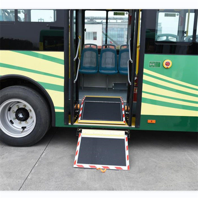 Autobús diesel LHD RHD los 7.7m de la ciudad de 25 asientos con 4 motores diesel Emmission IV del cilindro