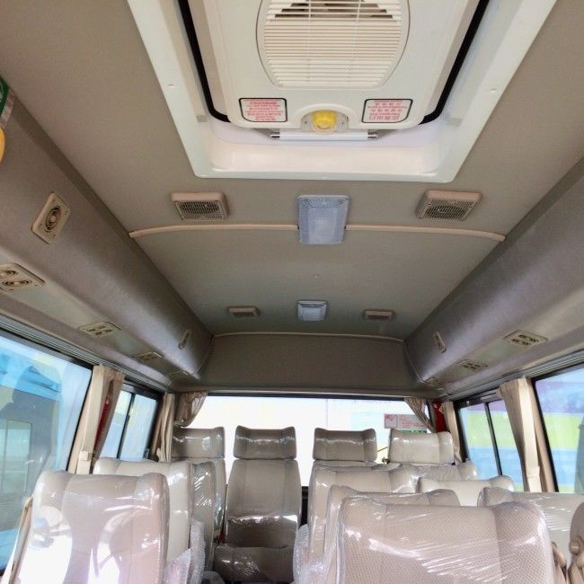 Minibus eléctrico de 6 metros con 18 asientos Autobús para transporte público personalizado