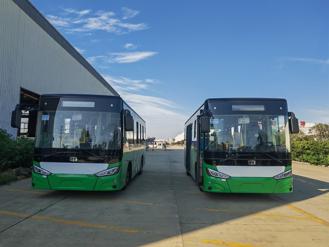 Autobuses eléctricos de 28 plazas con piso bajo de larga autonomía.